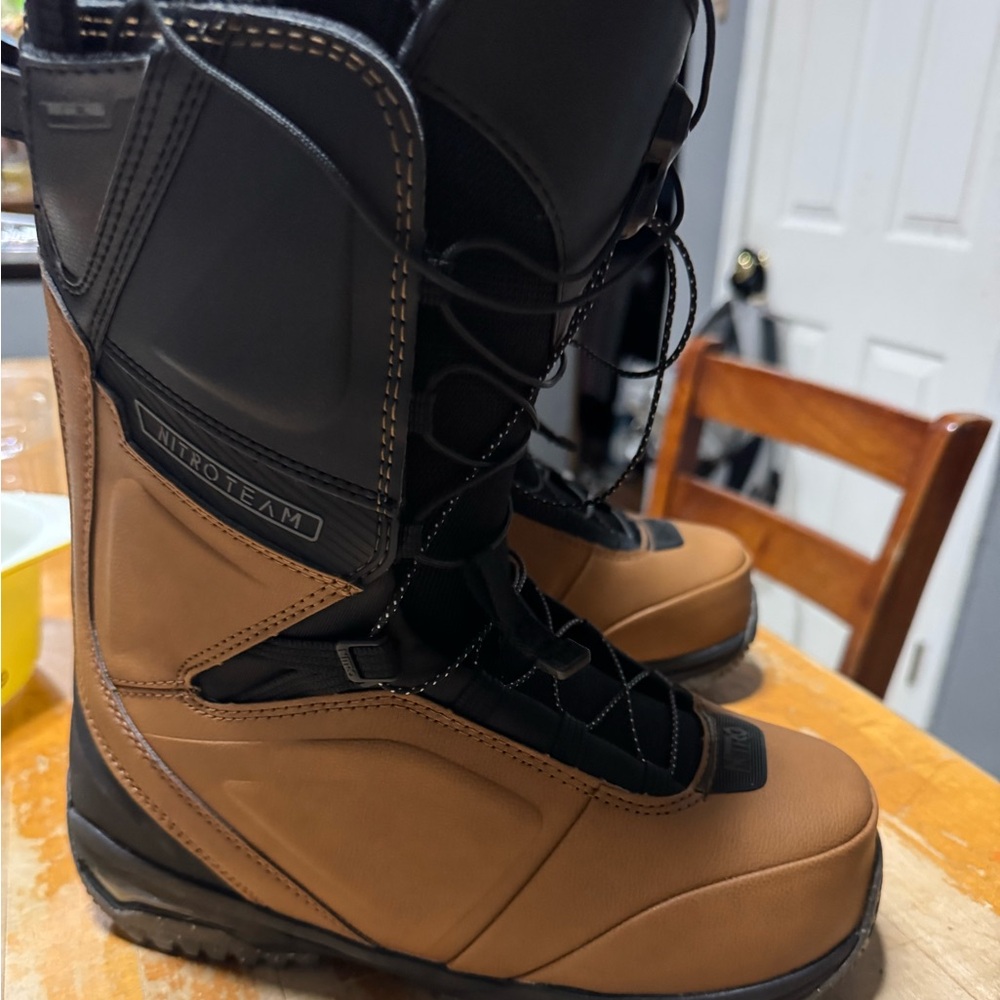 Nitro men’s team tls boots.